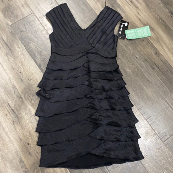 Scarlett Nite Dresses & Skirts - Little Black Dress
